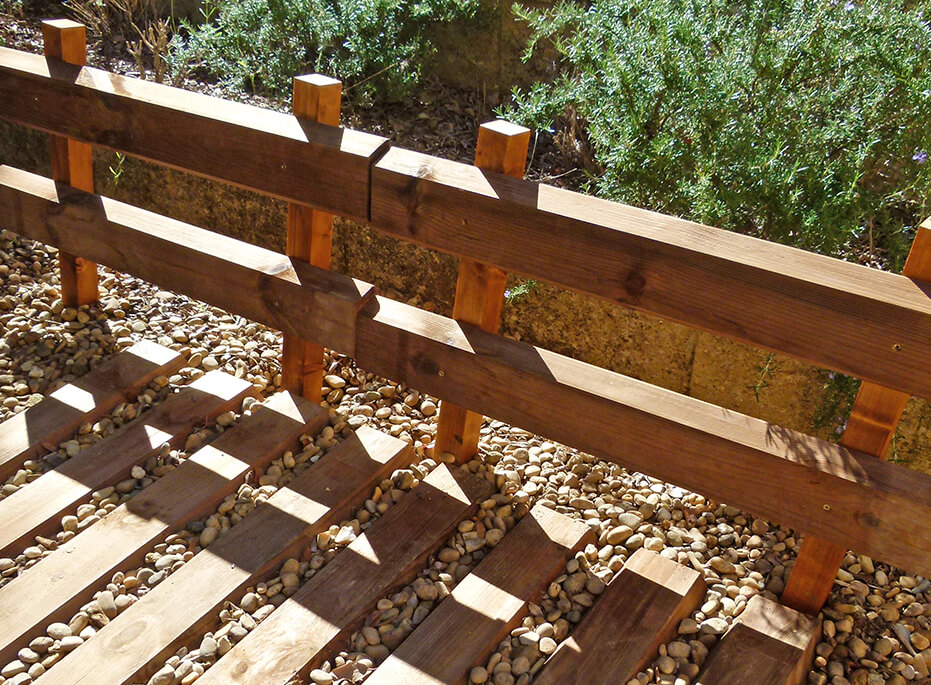 Les retenues de terre en bois pour le jardin - DBI